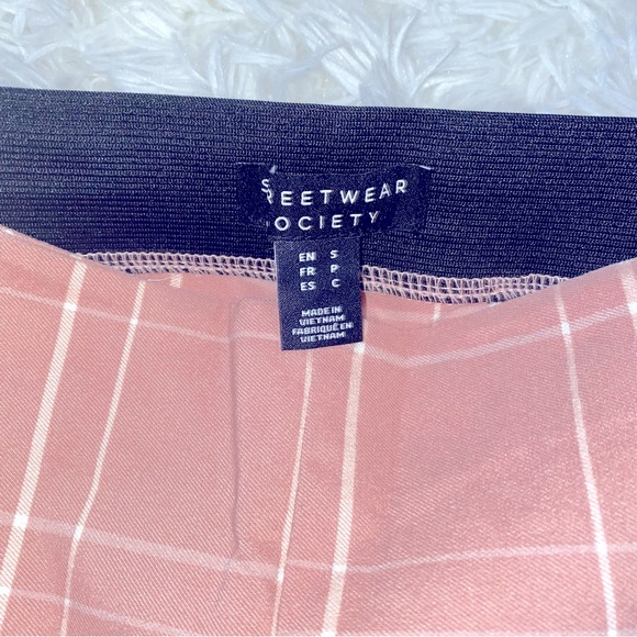 Urban Planet High Waisted Cropped Pants - Picture 3 of 5